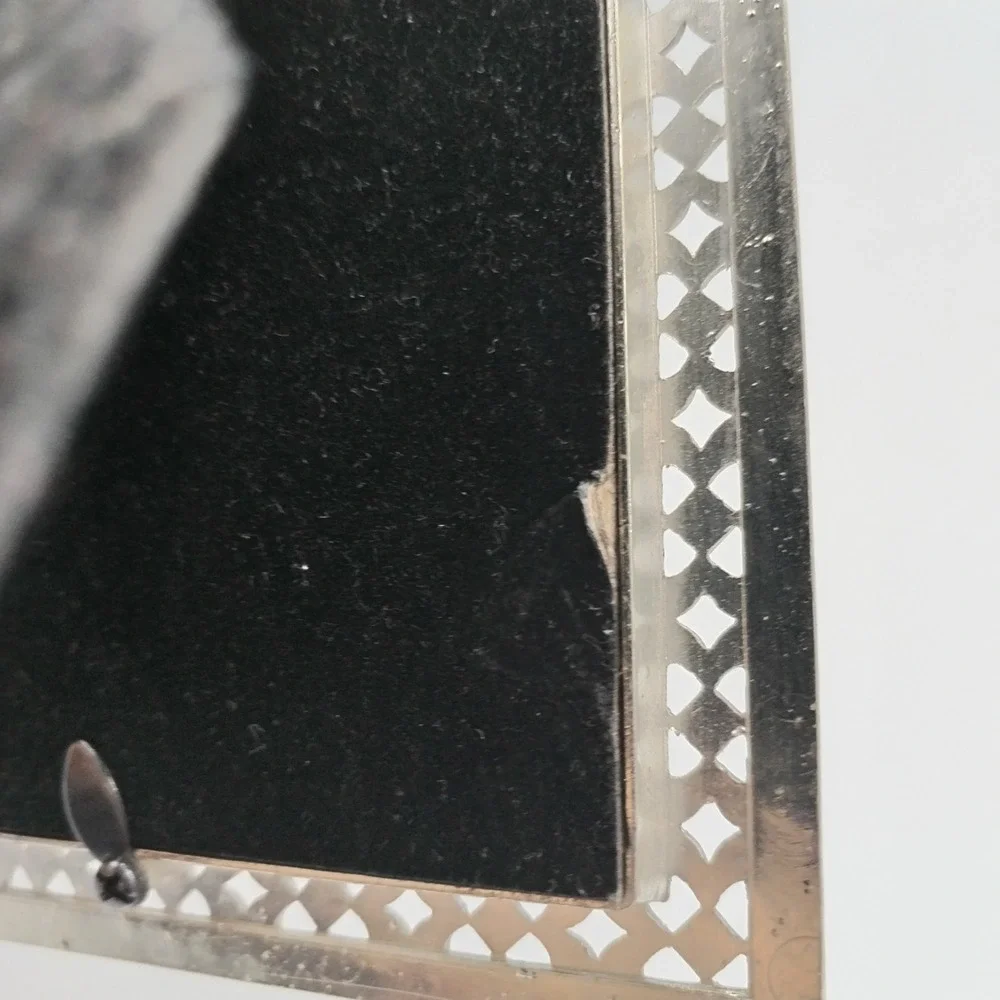 Elsa L Silver Metal‎ Filigree 5x7 Picture Frame Vintage Hollywood Regency Style